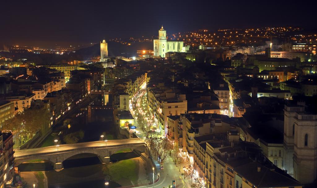 Apartaments Placa Del VI Χιρόνα Εξωτερικό φωτογραφία