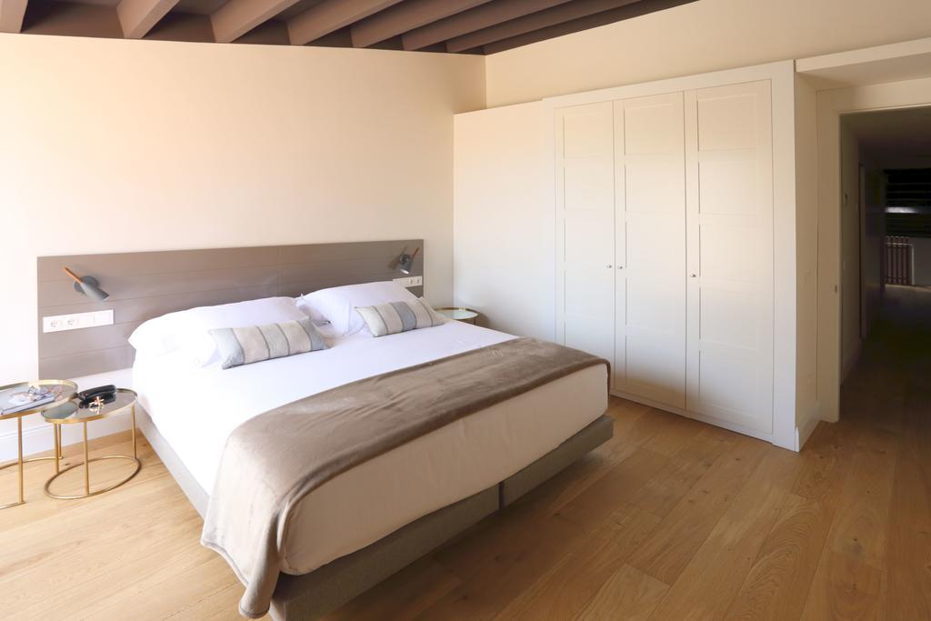 Apartaments Placa Del VI Χιρόνα Εξωτερικό φωτογραφία