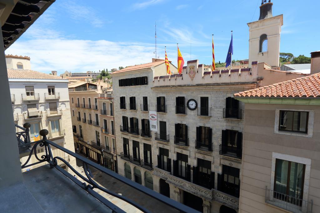 Apartaments Placa Del VI Χιρόνα Εξωτερικό φωτογραφία