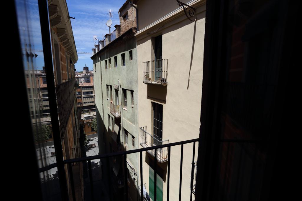 Apartaments Placa Del VI Χιρόνα Εξωτερικό φωτογραφία