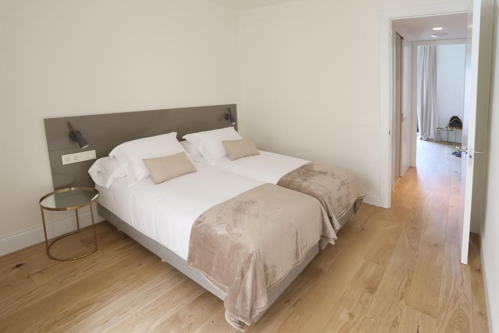 Apartaments Placa Del VI Χιρόνα Εξωτερικό φωτογραφία