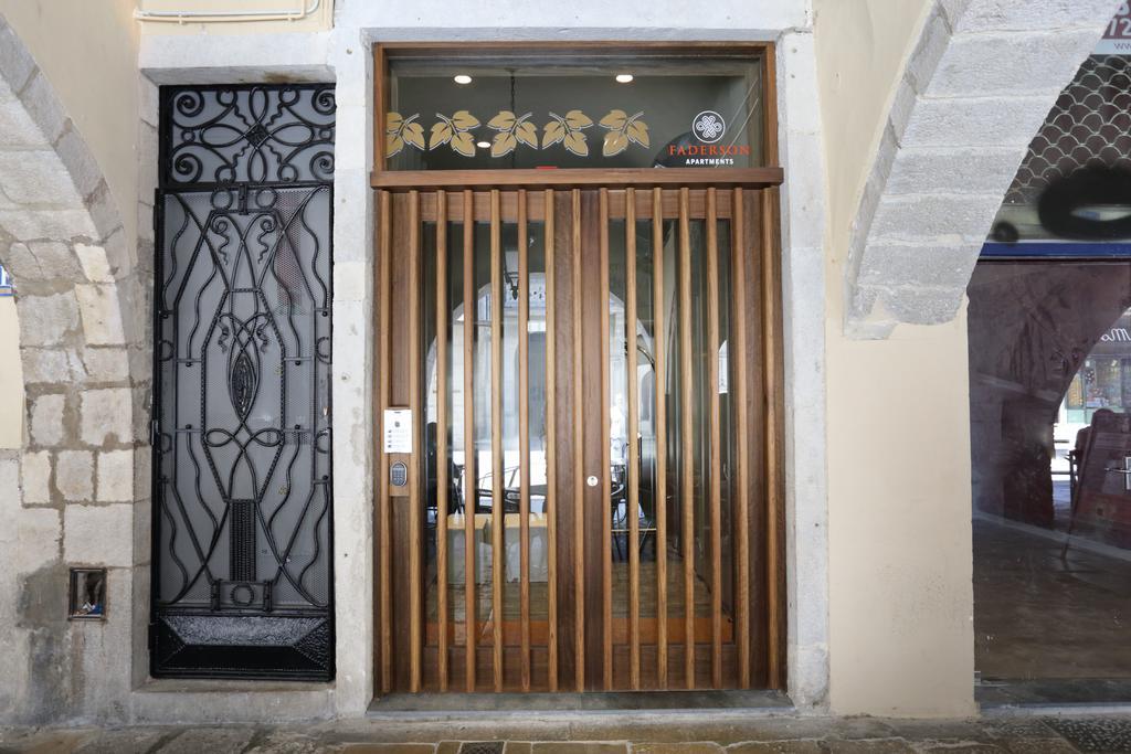 Apartaments Placa Del VI Χιρόνα Εξωτερικό φωτογραφία