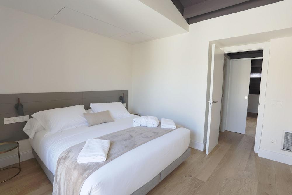 Apartaments Placa Del VI Χιρόνα Εξωτερικό φωτογραφία